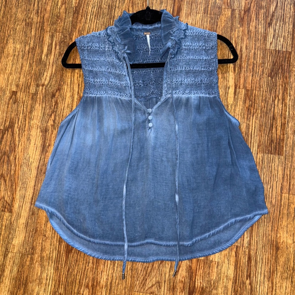 Free People Top Blue Smocked Ruffle Neck Sleeveless Boho XS Peasant Coquette